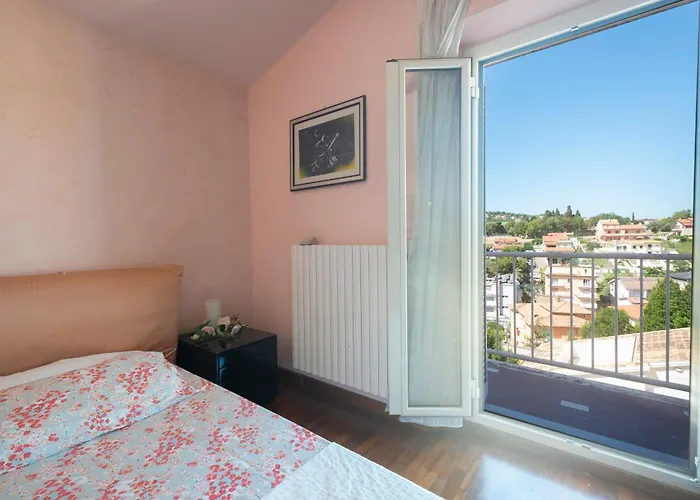 Holiday home 633 - Casa Indipendente Nel Centro Storico Di Numana